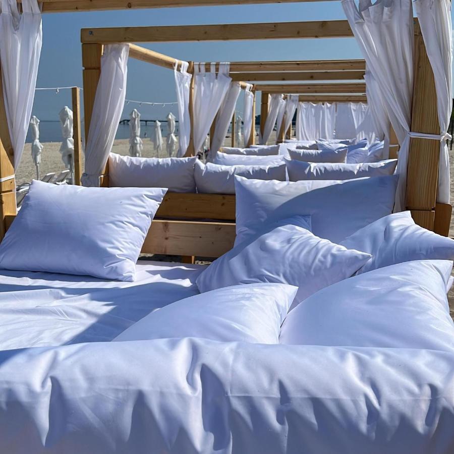 Wave Resort & Spa Magic Apartaments With Sea View Мендзыздрое Экстерьер фото